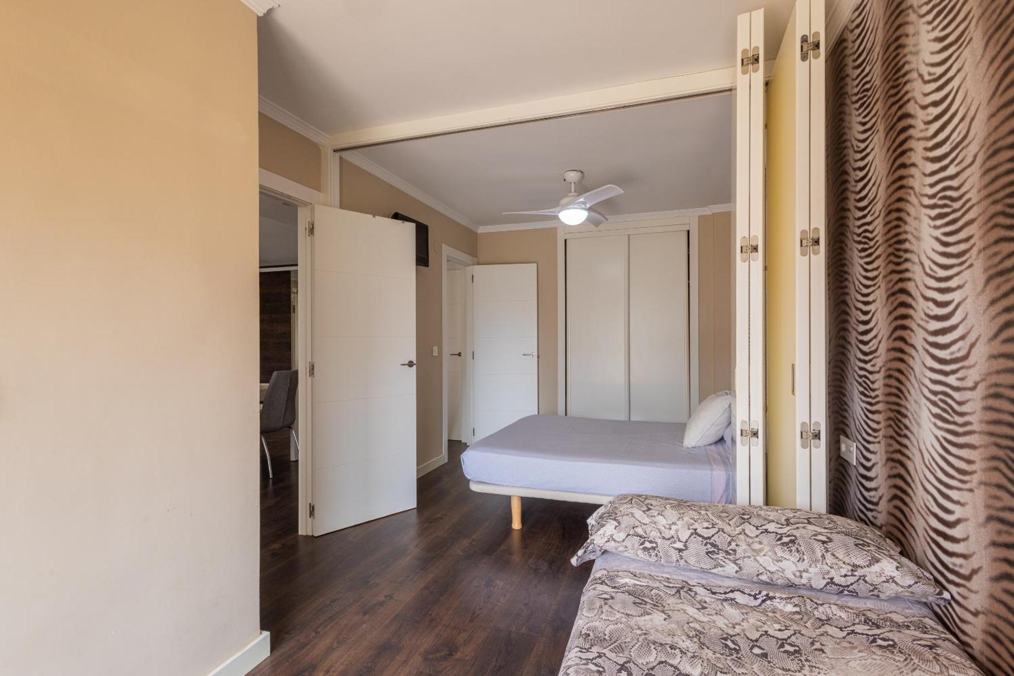 Apartamento Con Piscina Y Zonas Comunes Playa de Gandia Bagian luar foto